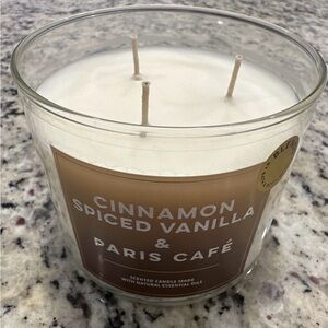 Bath & Body Works: 14.5 Oz 3-Wick Candle: Cinnamon Spiced Vanilla & Paris Cafe